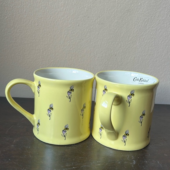 Cath Kidston Other - Cath Kidson Set Of 2 Coffee Tea Mugs Yellow Bumblebee Floral Spring New